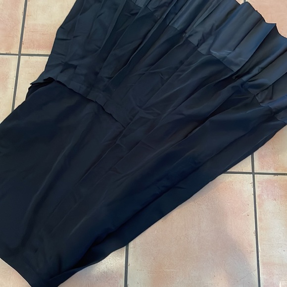 Anarkh microfiber pleated unfinished edges maxi skirt - Picture 5 of 5